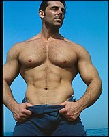 sexy-hunk-05.jpg